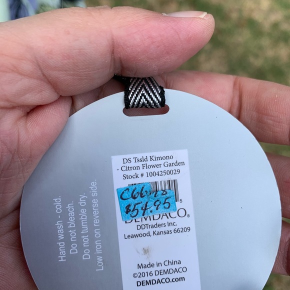 By Design wrap. - Picture 5 of 6